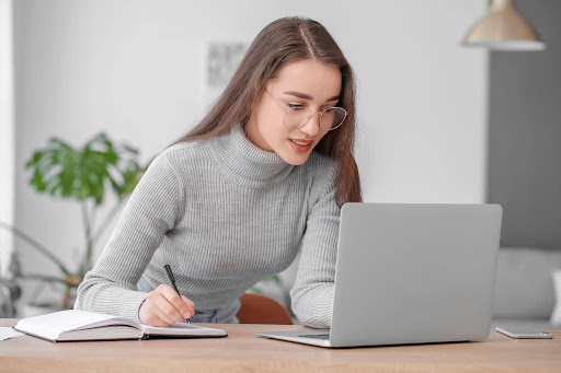 EssayHub paper writing service review: 4.89/5 in 2026